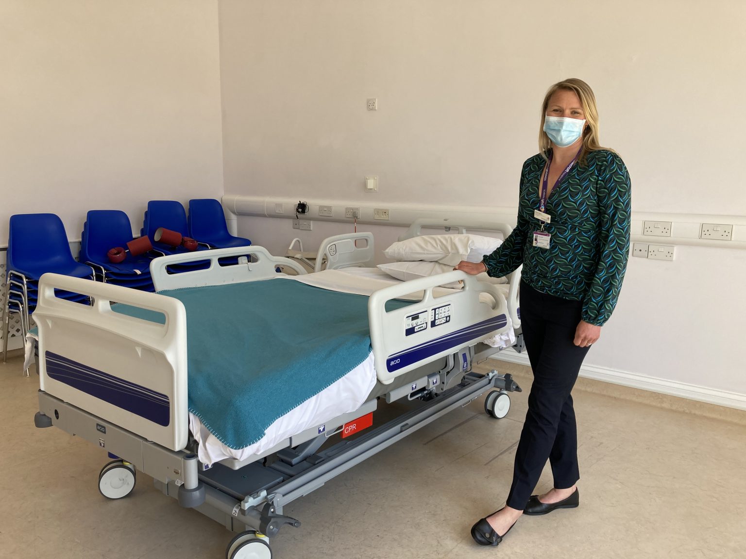 Rowcroft Thanks Community For New Beds | Rowcroft Hospice